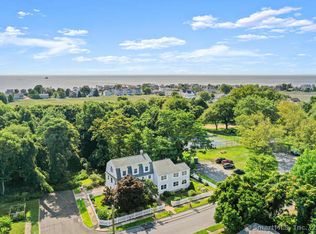 465 Edward St, Fairfield, CT 06824