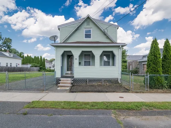 14 Norman St, Chicopee, MA 01013