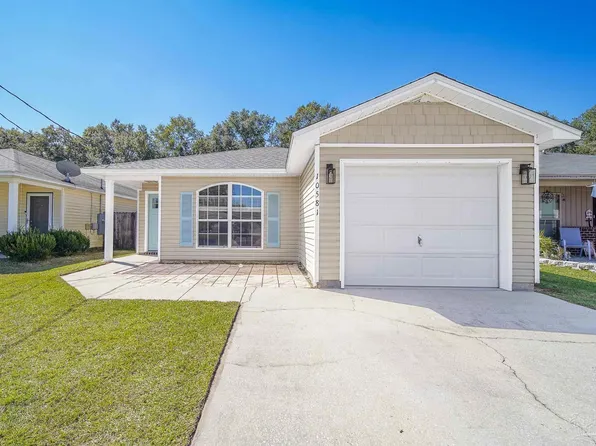 10581 Senegal Dr, Pensacola, FL 32534