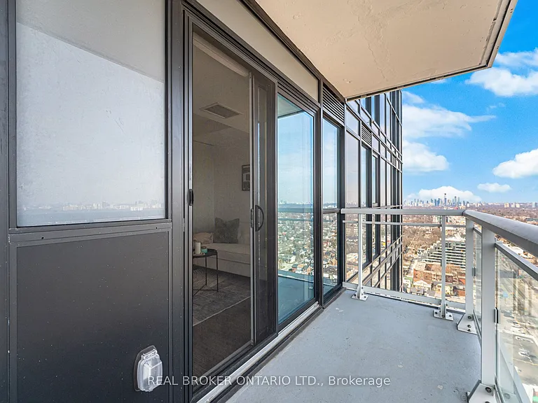 286 Main St #2602 — Photo 32