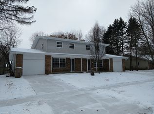 1418 Prairie Rd, Madison, WI 53711