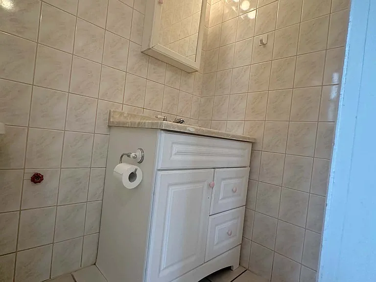 139 Engert Ave #2 — Photo 7