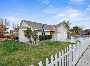 2743 SW Umatilla Ct, Redmond, OR 97756