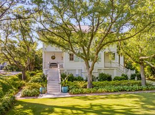 2402 Goldbug Ave, Sullivans Island, SC 29482