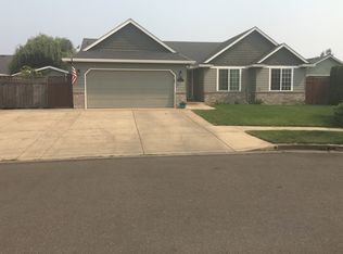 1513 Eyrie Ln, Eugene, OR 97402