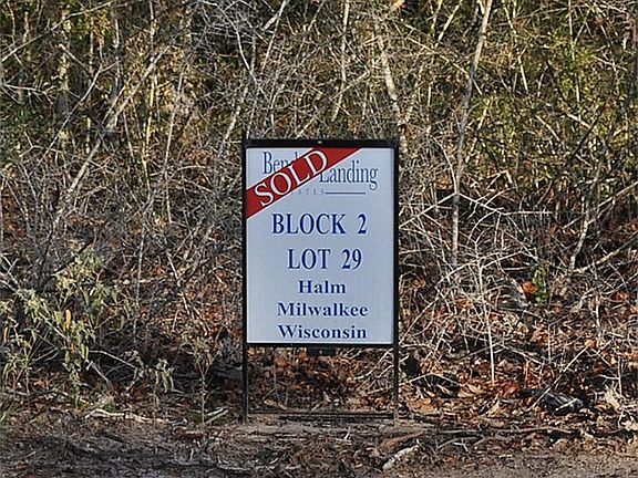 Beautiful 1 acre wooded lot