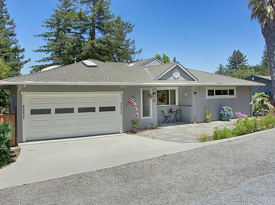 1st image of 111 Burlwood Dr