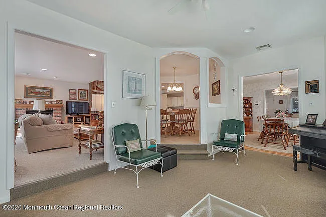 315 Tuttle Ave — Photo 17