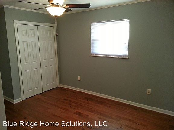 4th image of 904 Whippoorwill Dr