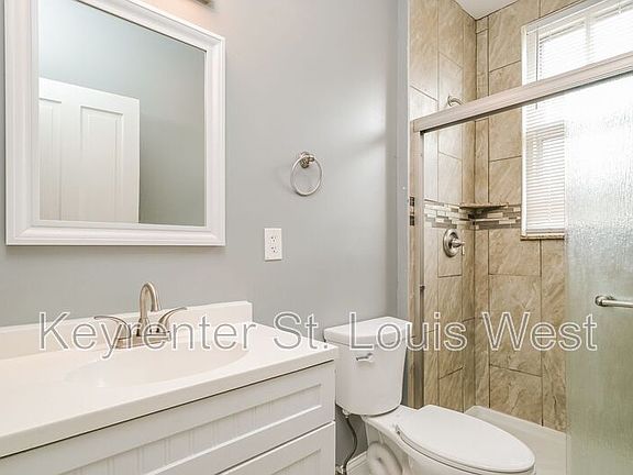 4th image of 2821 Henrietta Pl #A