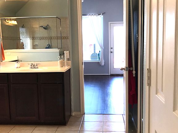 5th image of 10253 Paintbrush Dr