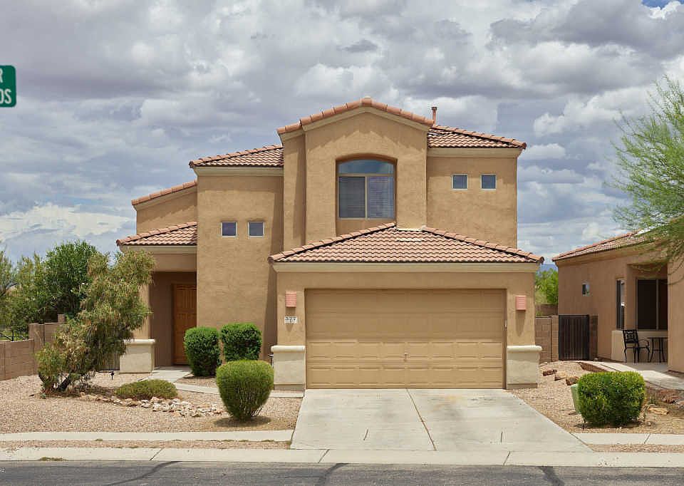 1st image of 577 E Pima Meadows Dr