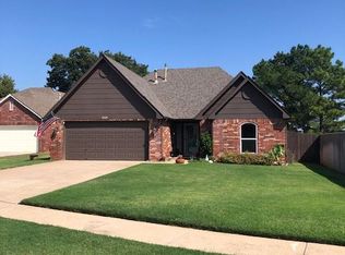 8105 S Elder Ave, Broken Arrow, OK 74011