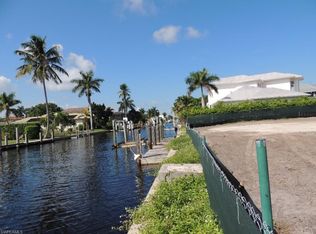 1699 Bonita Ct, Naples, FL 34102