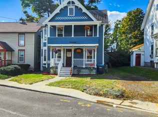 11 Pine St, Oneonta, NY 13820