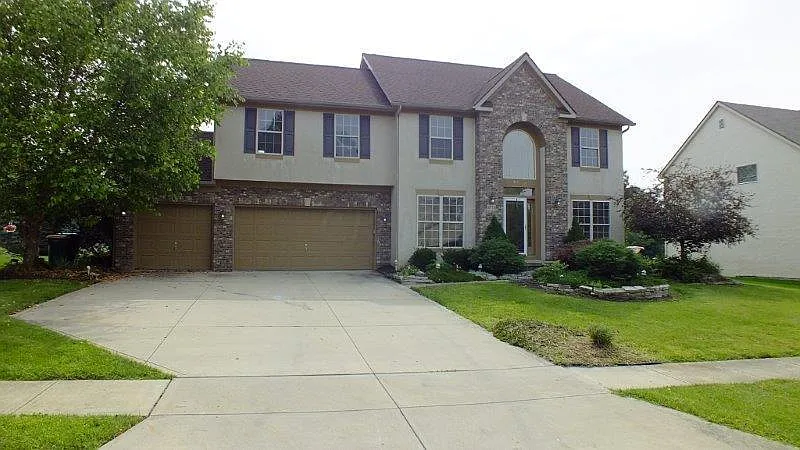 6728 Estate View Dr N photo 1