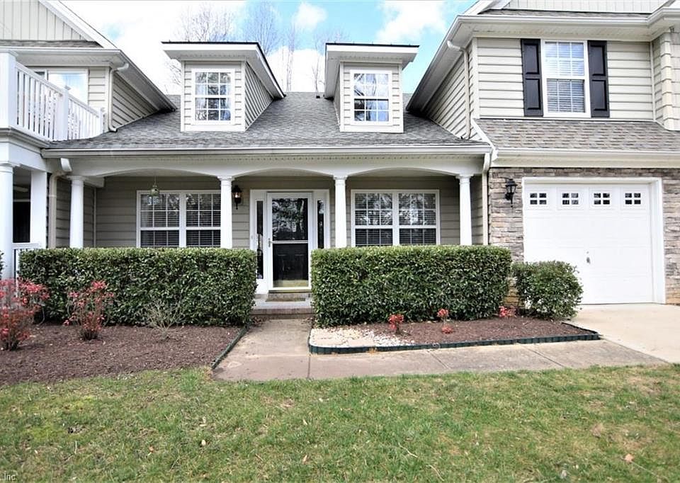 1st image of 12 Claiborne Dr