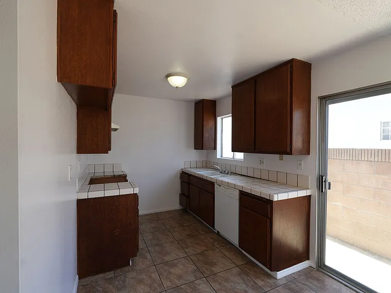 16809 Dalton Ave — Photo 5