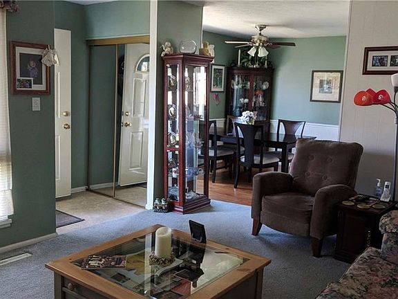 2nd image of 358 Laurel Dr