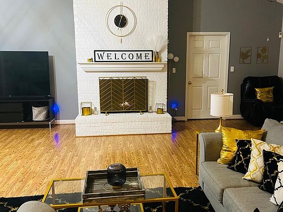 4th image of 6582 Aquila Dr