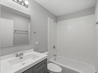 McAree Apartments, Waukegan, IL 60085