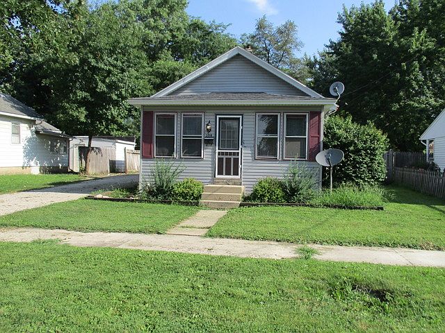 2nd image of 308 Nebraska St