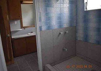 5th image of 5406 S Cesar Chavez Rd