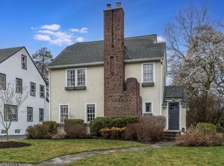 40 Stephen St, Glen Ridge, NJ 07028