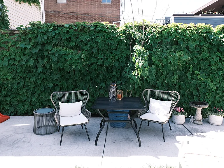 2432 N Rockwell St #1 — Photo 13