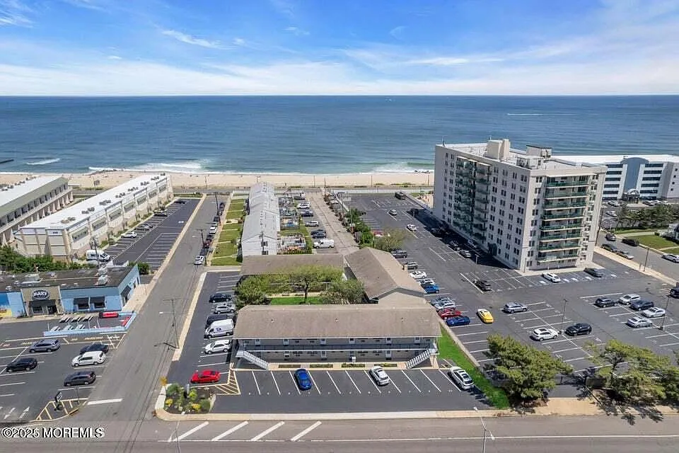 455 Ocean Blvd #10
