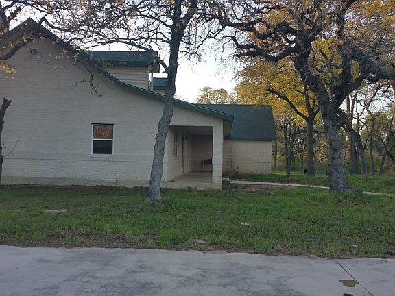 4th image of 102 Oak Creek Dr