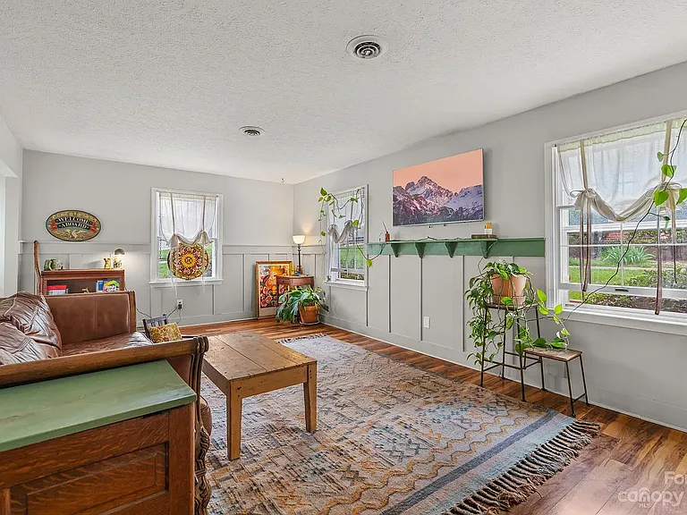 1411 Kensington Rd #C4 — Photo 7
