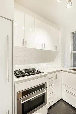 Rented by R New York | media 1