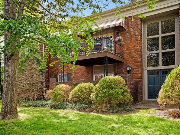 4500 Post Rd Unit B-18, Nashville, TN 37205