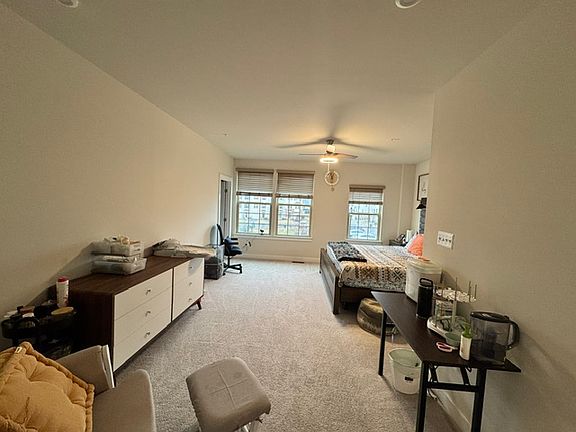4th image of 10163 Fauberg St