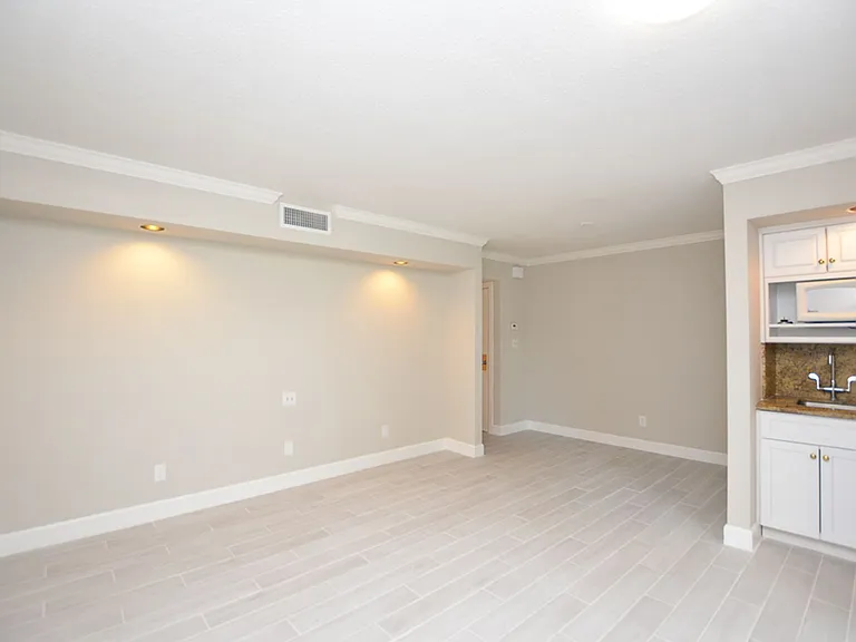 622 Olde Camelot Cir #3212 — Photo 24