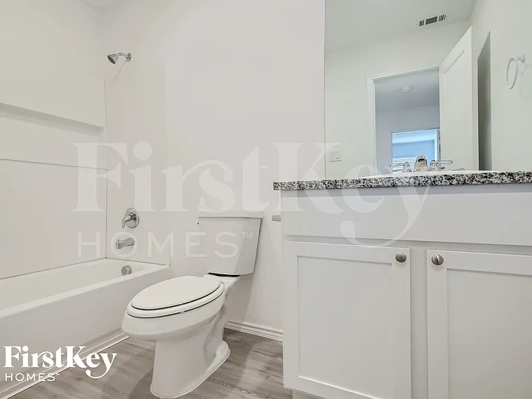 13835 Llama Pl — Photo 24