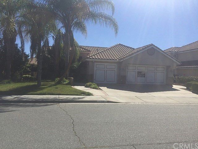 1st image of 1190 Avenida Roundelay