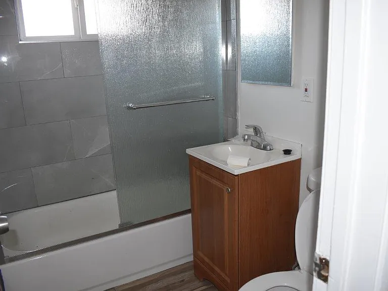 27942 Manon Ave #C — Photo 8