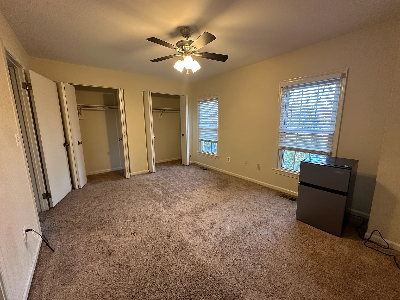 7482 Laurel Oak Ct — Photo 4