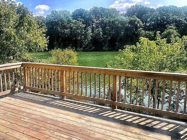 2nd image of 7415 Swan Point Way Unit 8-2