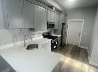 2751 W Chicago Ave APT 2R, Chicago, IL 60622