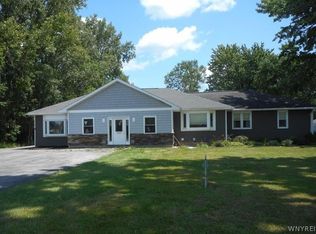 8395 Transit Rd, East Amherst, NY 14051