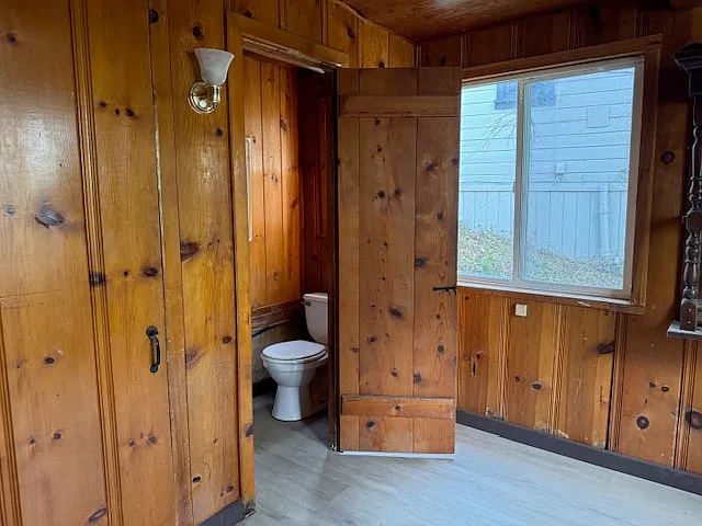 1086 Playground Dr — Photo 17
