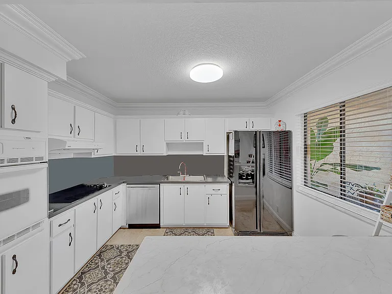 359 Lakeview Dr #102 — Photo 6