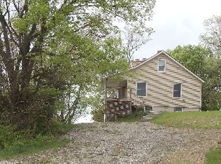 300 Dawson St, Easton, KS 66020
