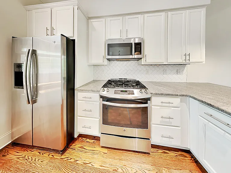 1203 Virginia Park Dr NE — Photo 4