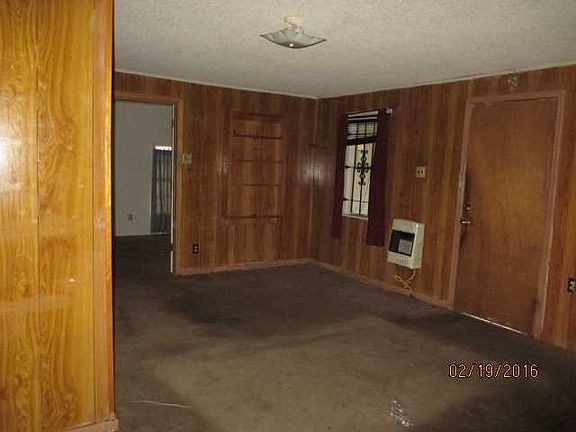 4th image of 1430 Hill Ave