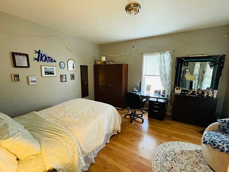 41 Seminary Ave — Photo 9
