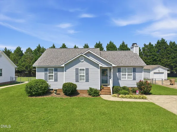 607 Garrison Ave, Clayton, NC 27520